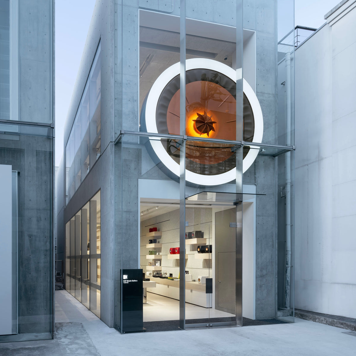 KEF Japan