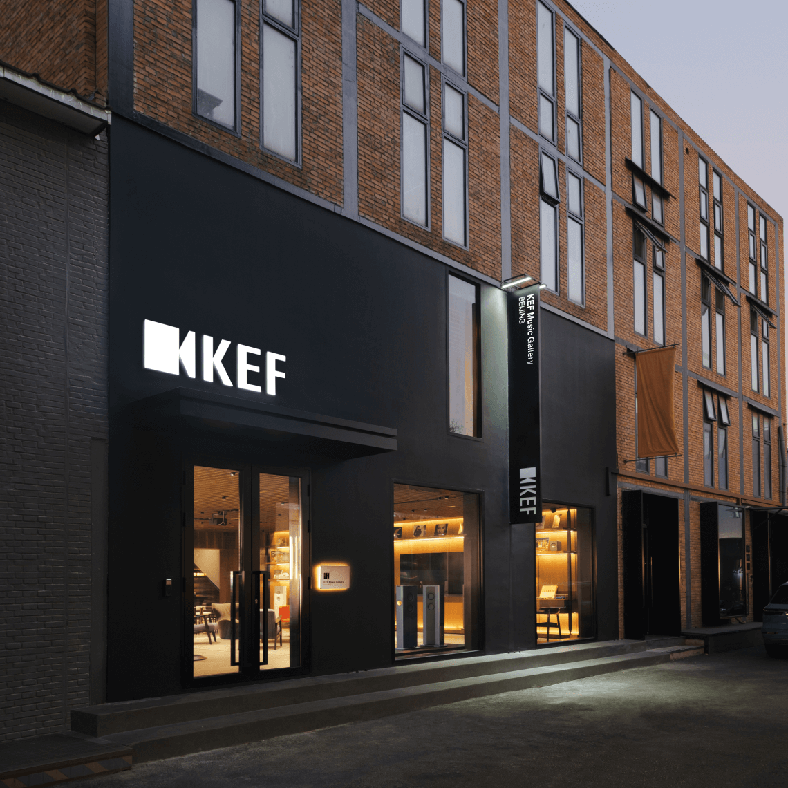 KEF Japan