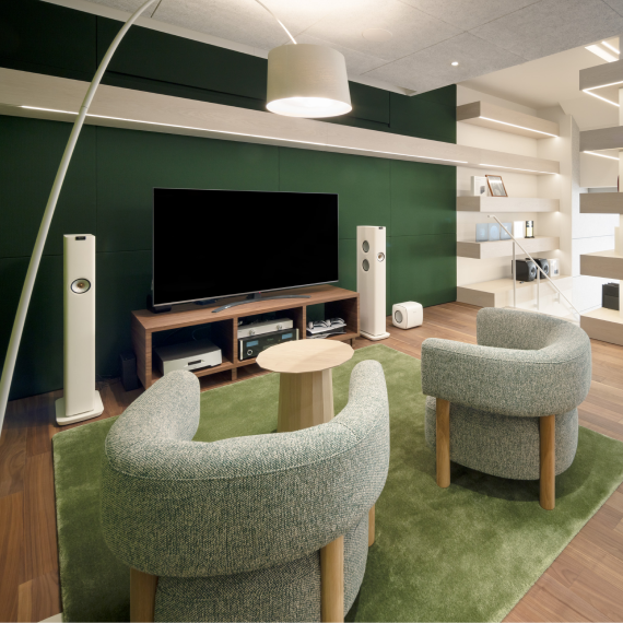 KEF Japan